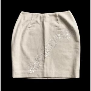 ANN TAYLOR LOFT Womens Petite Size 4P Vintage Beige Embroidered Wool Blend Skirt